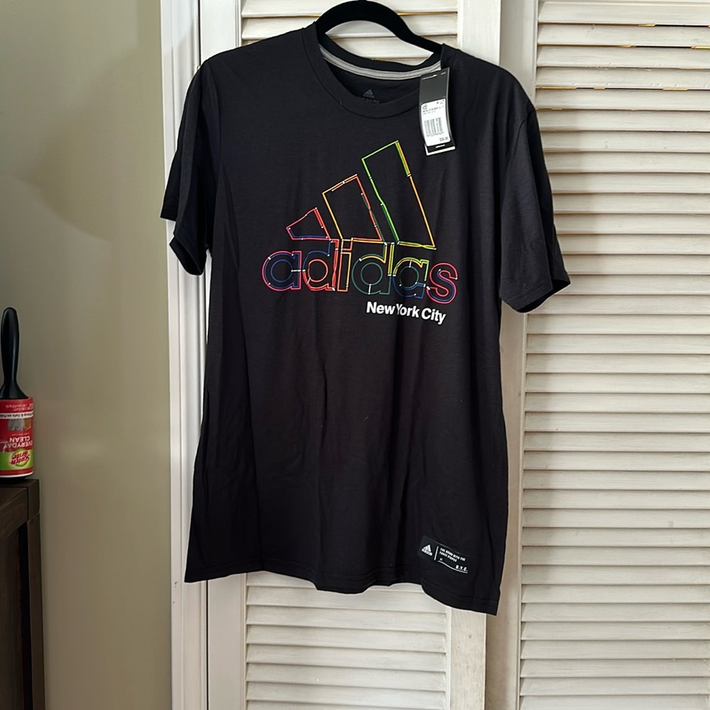 NWT Black Adidas NYC tshirt